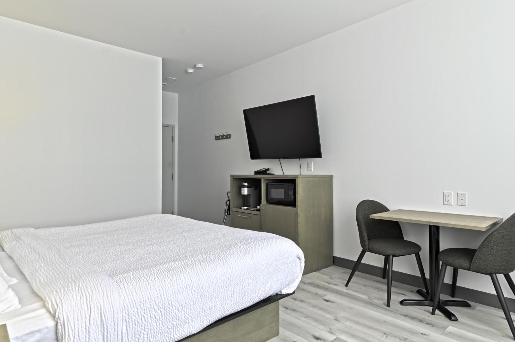 Repotel Levis Bagian luar foto