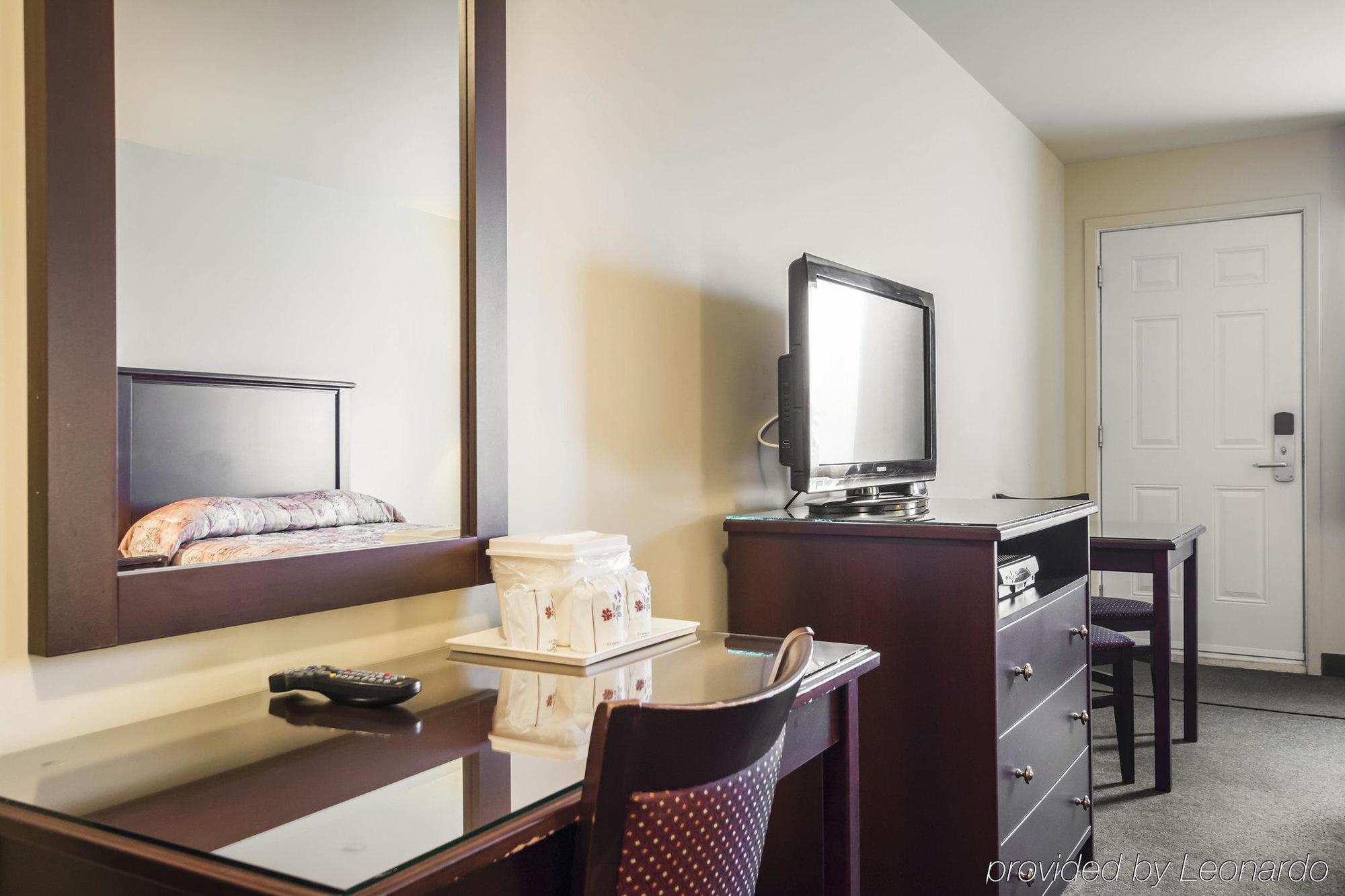 Repotel Levis Bagian luar foto